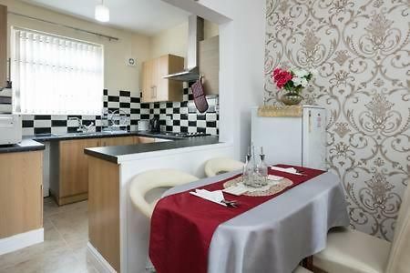 Knutsford House Holidays مانشستر المظهر الخارجي الصورة